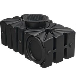 Svart polyeten regnvattentank Garden Basic, 2000 liter, modulär design med rundade hörn.