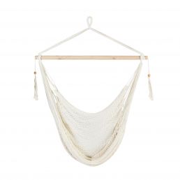 Riippuistuin 'CARINA', luonnonvalkoinen, pehmeästä materiaalista valmistettu, tupsuilla koristeltu