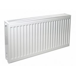 Valge C22 tüüpi radiaator, mõõtmetega 500x1400 mm, horisontaalsed sooned.