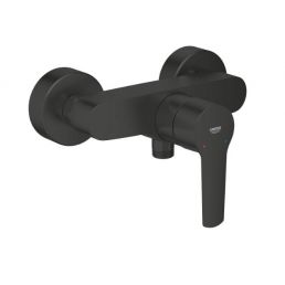 Matt must seinale paigaldatav dušisegisti ühe sakilise käepidemega.