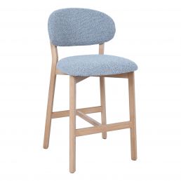 Baarituoli, jossa on harmaa kangasverhoilu ja puujalat.