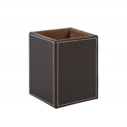 Pliiatsitops WALTER, mõõtmed 9x9x11,5 cm, tumehall nahkja viimistlusega ning valged õmblused.