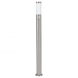 Valkoinen putkimainen Eglo Helsinki ulkovalaisin, jonka korkeus on 1100 mm, varustettu liiketunnistimella.