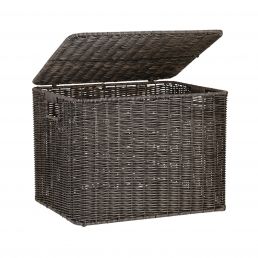 Dark brown woven basket, dimensions 39x31x29 cm, with a lid.