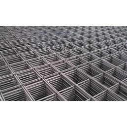 Metal reinforcement mesh with a square grid pattern, mesh size of 150x150 mm, and dimensions of 2350x3000 mm.