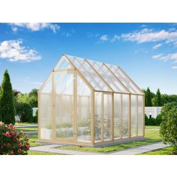 Traditionellt medelstort (6,5 m²) träväxthus för trädgård eller lantegendom med genomskinliga glaspaneler.