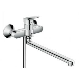 Kroomitud Logis vannisegisti pika tilaga, kaasaegne disain.