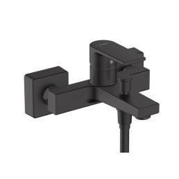 Musta matt-viimistlusega Vernis Shape vannisegisti, seinale kinnitusega, minimalistliku disainiga.