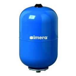 Blå, cylindrisk Imera varmvattenberedare modell A18, med en kapacitet på 18 liter och ett maximalt tryck på 10 bar. Anslutningsstorleken är 3/4 tum.