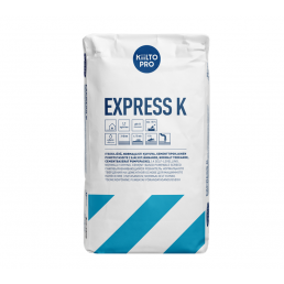 Valkoinen 20 kg Kiilto Express K lattiatasoiteseospussi, jossa on siniset raidat ja tuotetiedot.