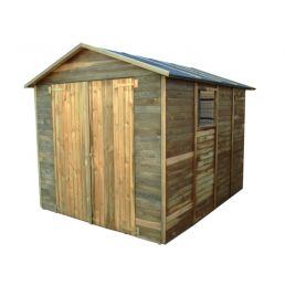 Praktiline puidust kuur plaattkatusega. Sellel on külguks ja aken, naturaalse puiduvärviga.