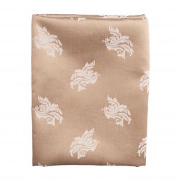 Guldfärgad duk med vita blommönster, storlek 150x250 cm, hopvikt.