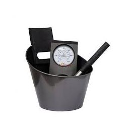 Black steel sauna accessories set includes a bucket, ladle, and hygrometer.