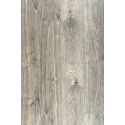 Ljusgrå ekimitation med synlig träådring och kvistar, matt ytbehandling.