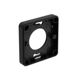 Musta Uponor Smatrix Base T-149 BUS termostaatin alusta, jossa on pyöreä aukko ja useita kiinnitysreikiä.