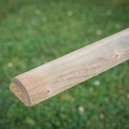 Puoliksi halkaistu, kyllästetty pyöreä puutarhatolppa, selkeä pintakäsittely, halkaisija 80 mm ja pituus 3000 mm.
