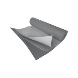 Grå PVC-takmembran på rulle, används för konstruktion och renovering av platta tak.