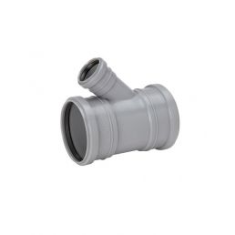 Harmaa muovinen 45 asteen kulmassa oleva viemärin haarakappale, jossa on kolme liitäntää.