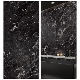 Musta marmorimainen seinäpaneeli Marquina kahdessa näkymässä: tyhjä seinäpaneeli ja asennettu paneeli kylpyhuoneessa valaistuksella.
