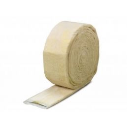 Eristysvilla ISOVER SK-C-20-140, keltavalkoinen lasikuituviltti rullalla.