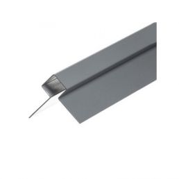 Grå Cedral Click ytterhörnsprofil visar en skarp vinkel och en fin detalj av fästsystemet.