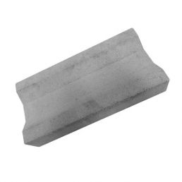 Grå betongavloppsränna, dimensioner 60x200x500 mm, klassisk design.